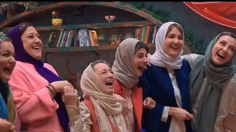 عکس های زیبا و خاص از طراحی لباس خانم های جوکر + صفر تا صد استایل 