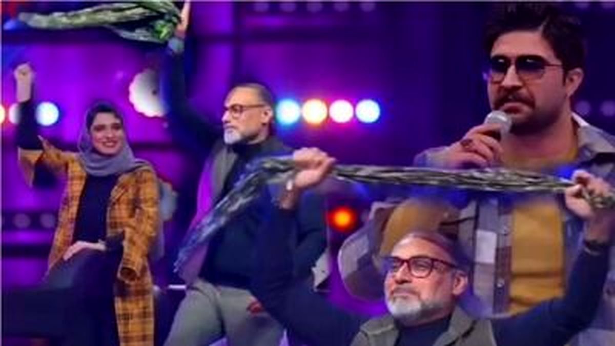 اجرای آهنگ معروف و خاص گل بهاری از علیرضا افتخاری در برنامه صداتو + فیلم زیبا