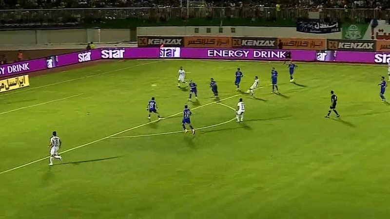 شلیک خطرناک عمری روی دروازه استقلال