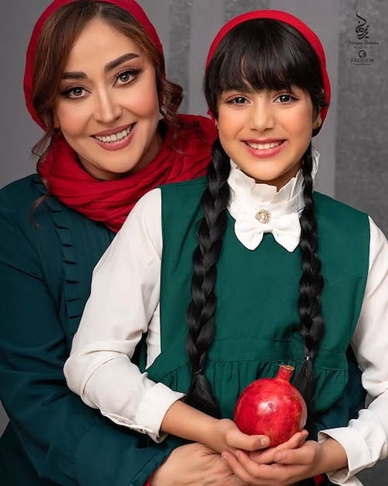 آرزو افشار و دخترش