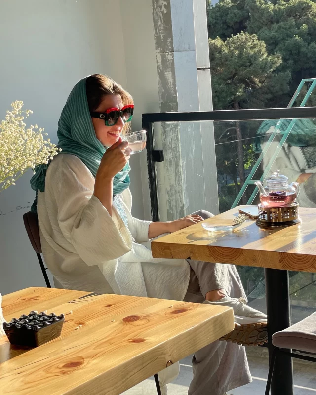 بیوگرافی گلوریا هاردی از نوازندگی در فرانسه تا ازدواج با بازیگر مطرح ایرانی !!