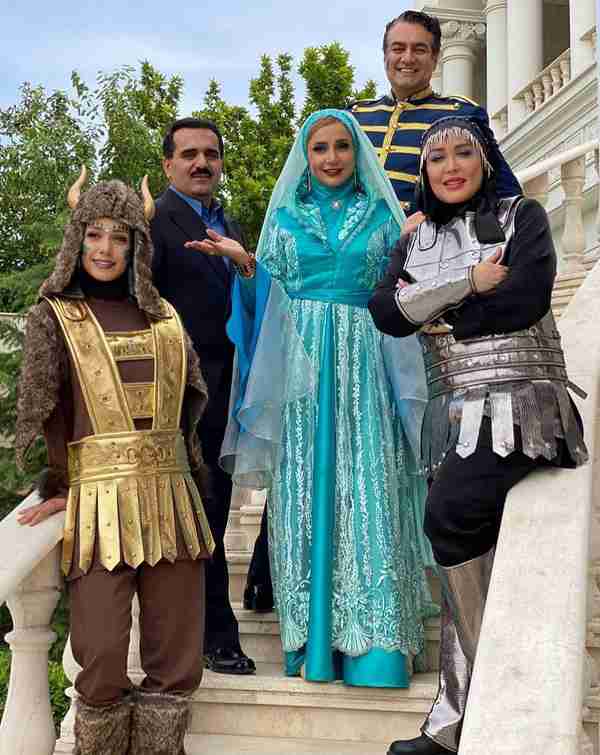 شبنم قلی خانی با لباس خاص