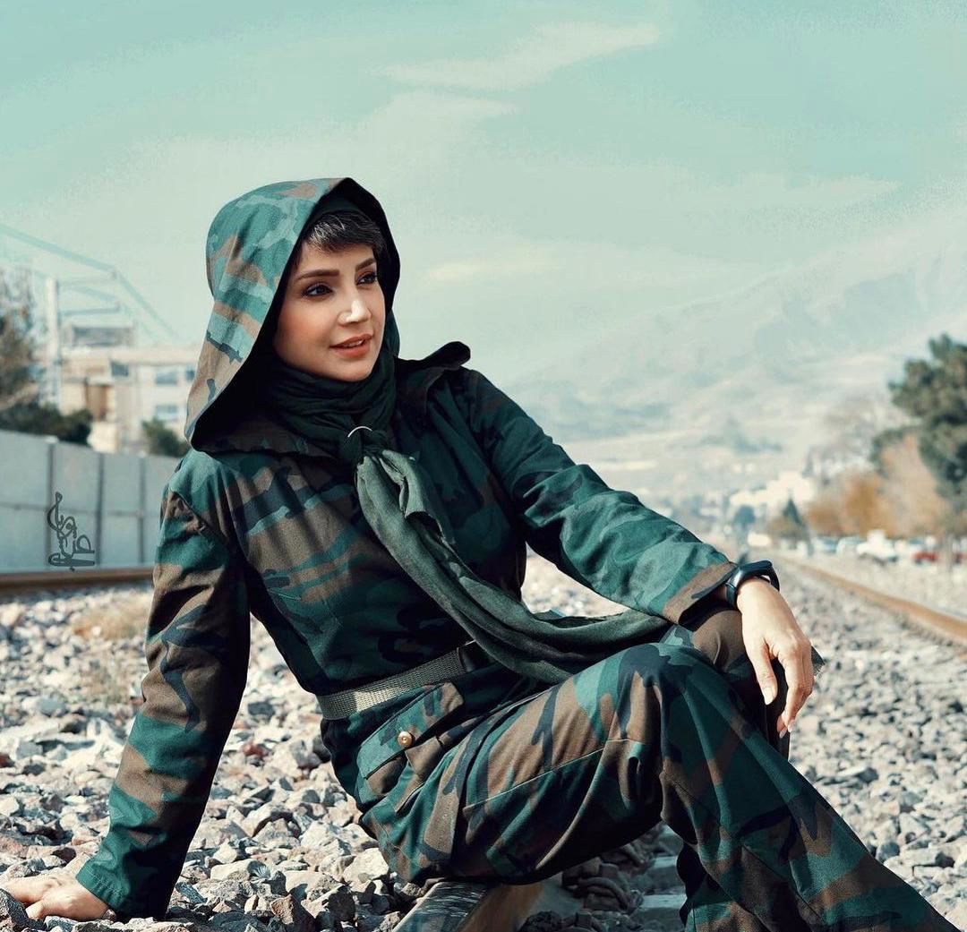 شبنم قلی خانی در جاده