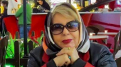 پوراندخت مهیمن بازیگر “بیگانه ای با من است” همراه با نوه هایش 