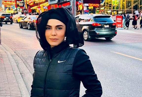 تصاویر | جشن تولد ۳۶ سالگی آزاده زارعی بازیگر نقش باران در سریال «آوای باران» کنار آبشار نیاگارا