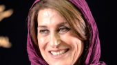 تصاویر؛ سفر در زمان؛ «فاطمه معتمدآریا» در ۵۰ سالگی در فرانسه؛ سال ۱۳۹۰