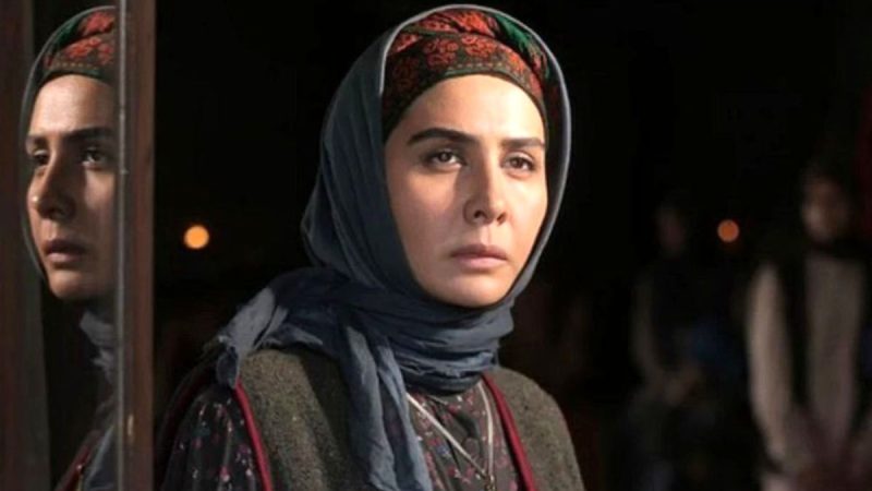 تغییرات جذاب سارا والیانی بازیگر نقش آسیه در سریال گیلدخت در ۳۸ سالگی در آغوش پسرش!