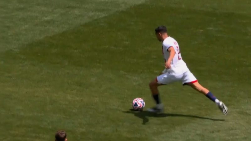 گل دوم پاری سن ژرمن به سیاتل ساندرز (اشرف حکیمی)