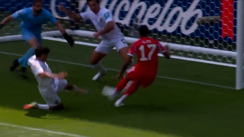 گل سوم بایرن مونیخ به اوکلندسیتی (مایکل اولیسه)