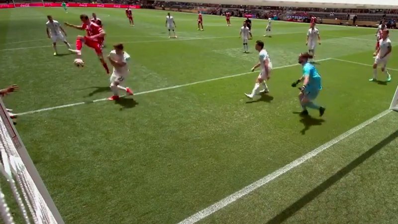 گل دهم بایرن مونیخ به اوکلندسیتی (دبل توماس مولر)