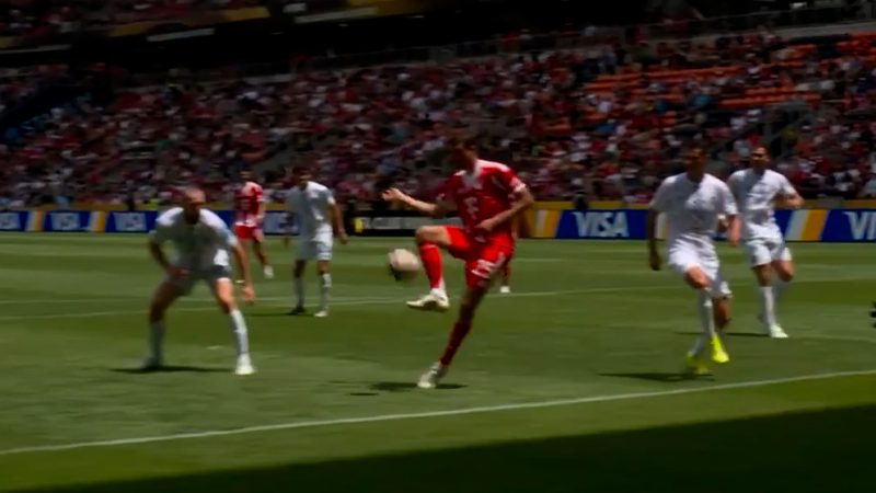 گل پنجم بایرن مونیخ به اوکلندسیتی (توماس مولر)