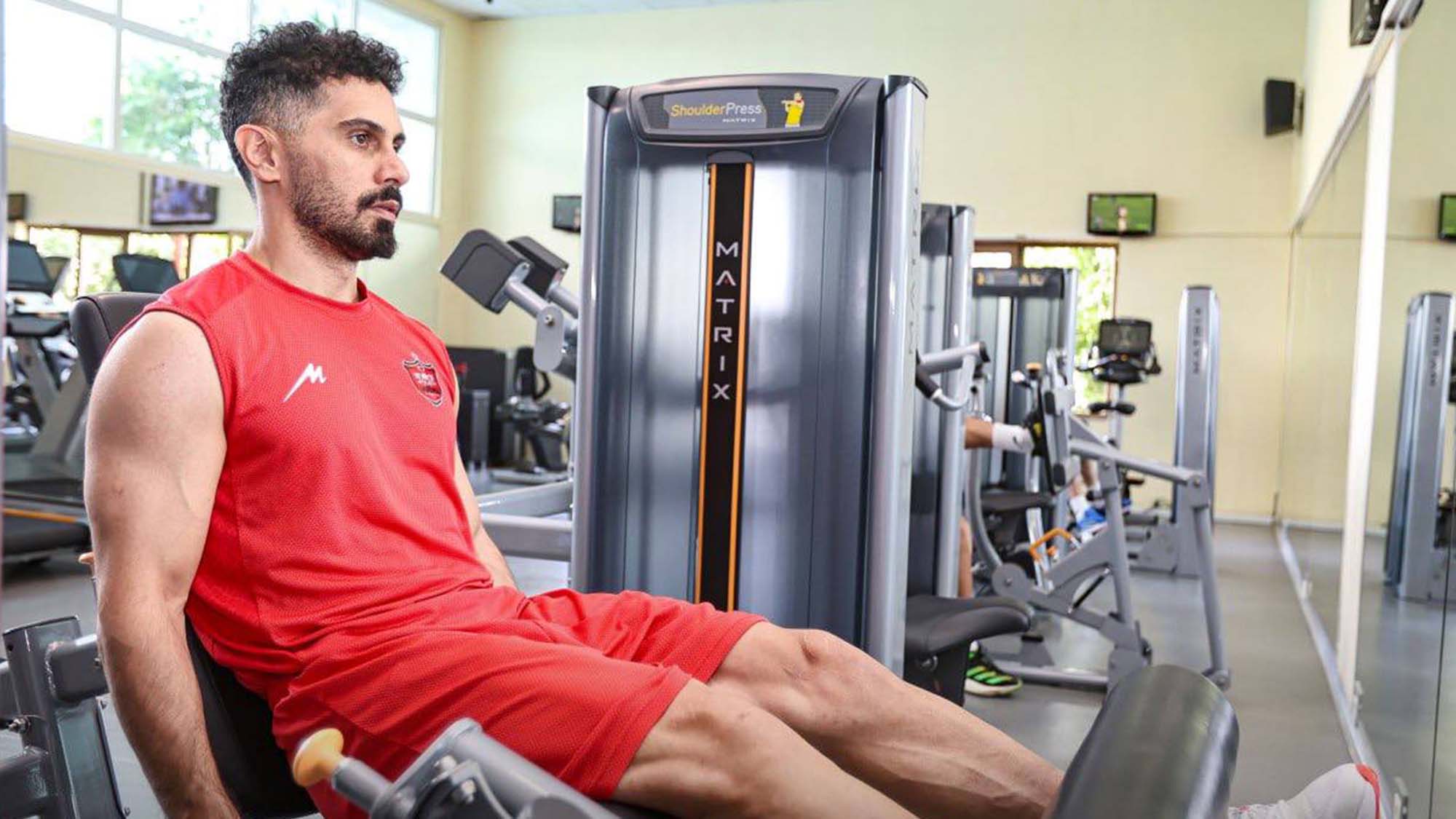 آغاز روز با وزنه؛ تمرینات بدنسازی پرسپولیس زیر نظر پهپه و هاشمیان