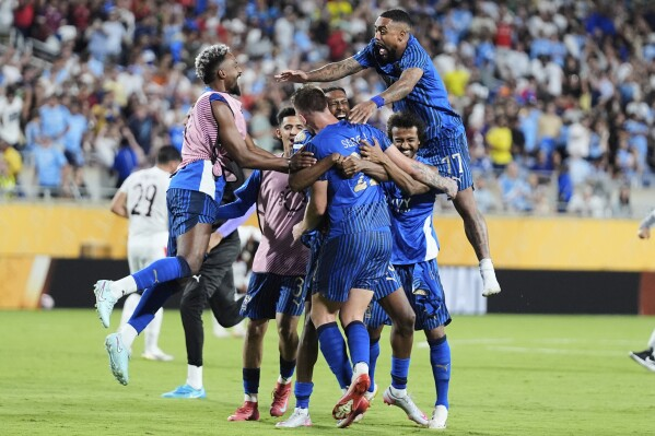 الهلال منچسترسیتی