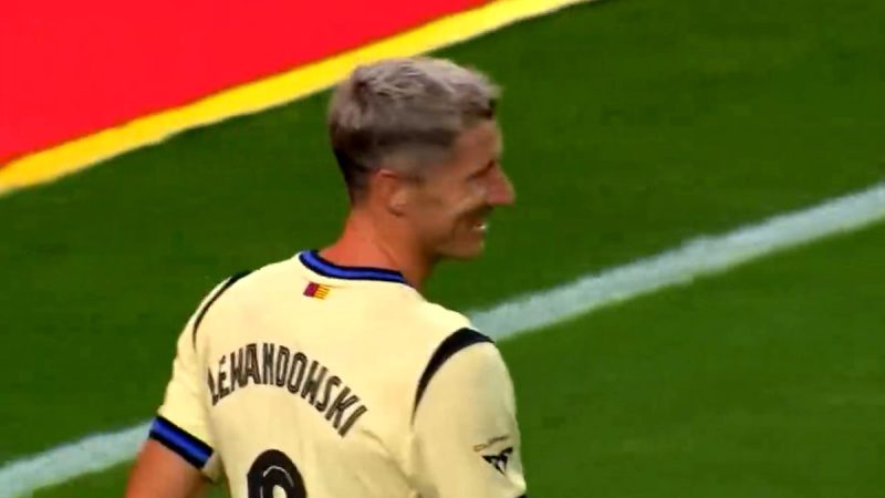 گل اول بارسلونا به اف سی سئول لواندوفسکی