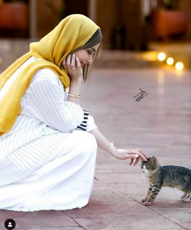 عکس/ آرایش ترندی بهنوش طباطبایی با رنگ محبوب صورتی در 44 سالگی حسابی دلبری کرد