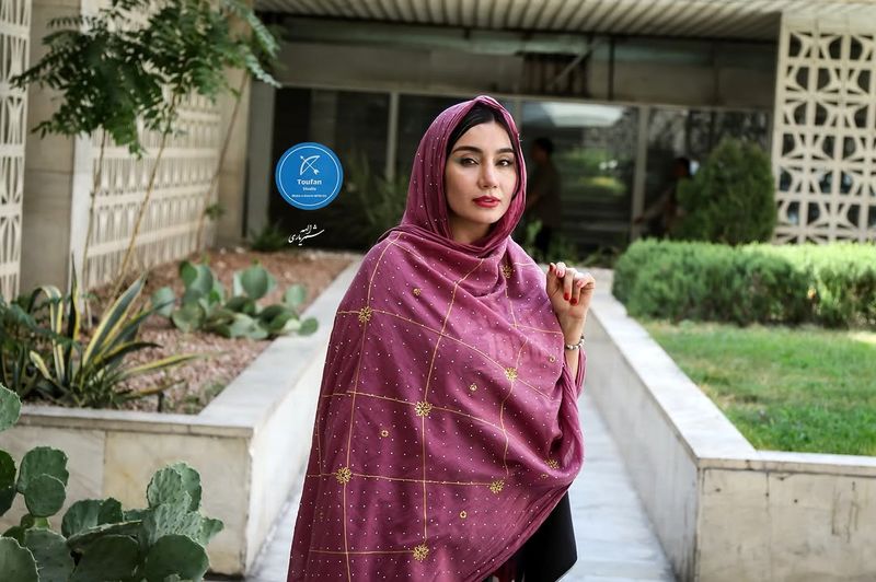 خاطره حاتمی با بیبی فیس اش حسابی به بازیگران دیگر فخر فروخت