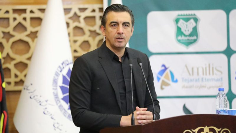 معارفه رسمی سید مهدی رحمتی در حضور بازیکنان خیبر