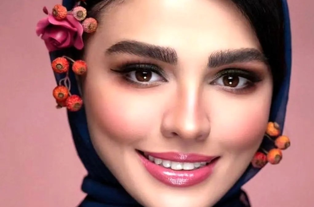 عکس/ تیپ مجلسی و نامتعارف سیما خضرآبادی در خیابان