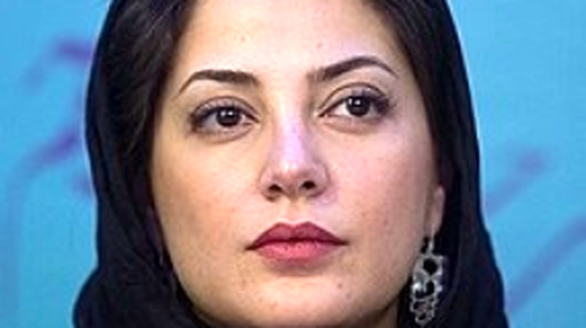 طناز طباطبایی