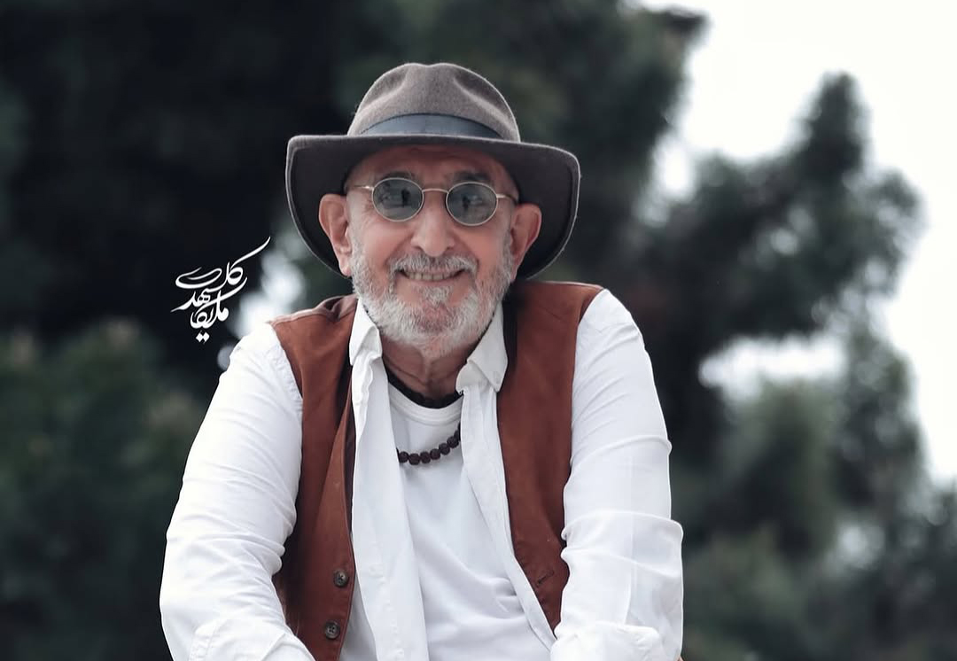فرهاد آئیش با دست پر بازمی گردد