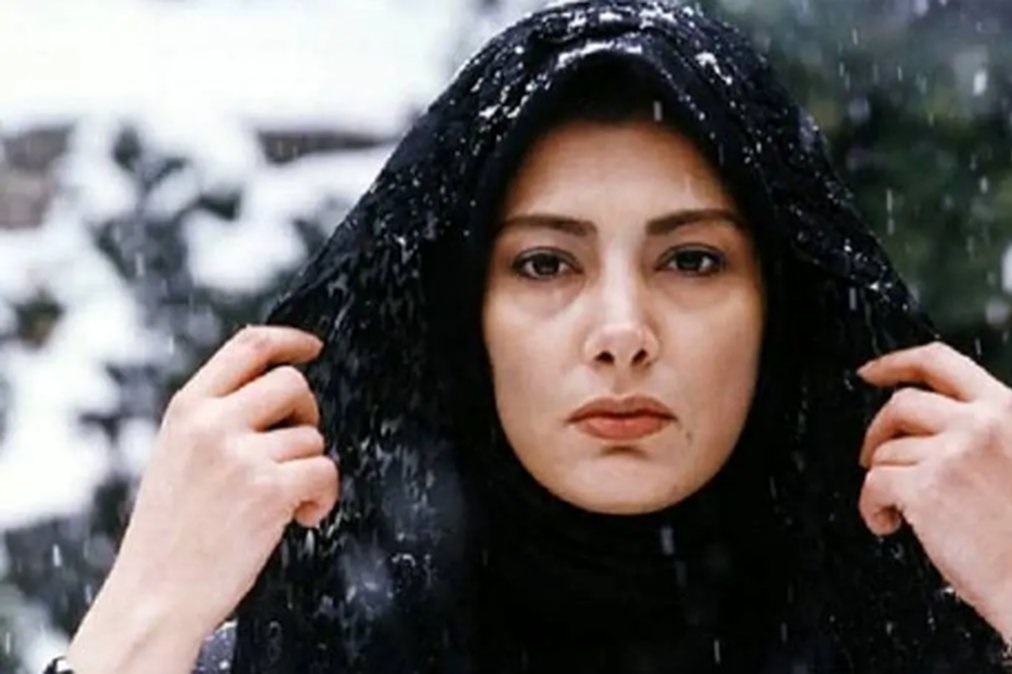 لادن طباطبایی
