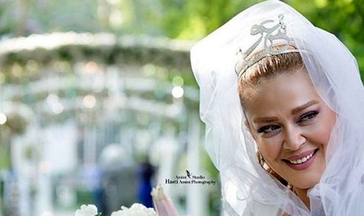 عکس/ کارت عروسی بهاره رهنما با حاجی همسر دومش را دیده اید؟