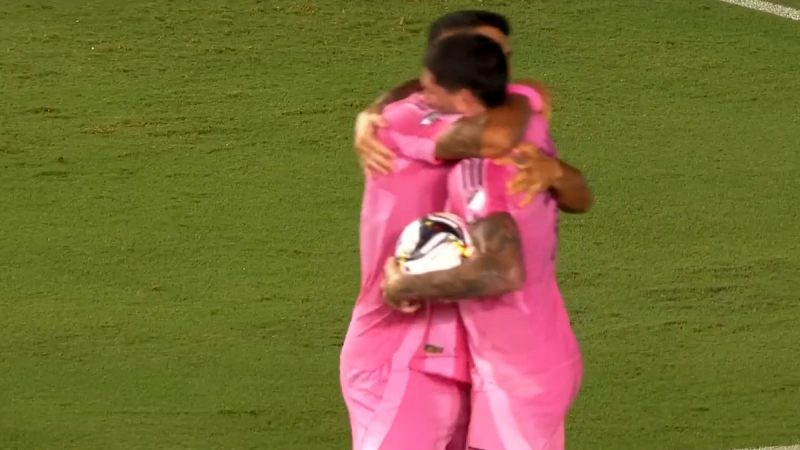 پاس گل دیدنی مسی و گل سوم اینترمیامی به لس آنجلس گلکسی توسط سوارز