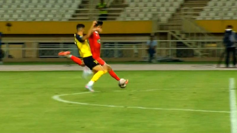 گل اول پرسپولیس به سپاهان (علی علیپور) 