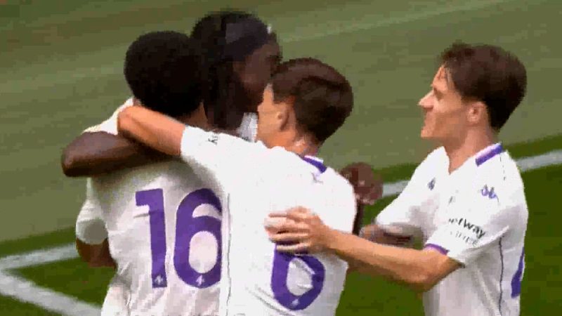 گل اول فیورنتینا به منچستر یونایتد سیمون سام