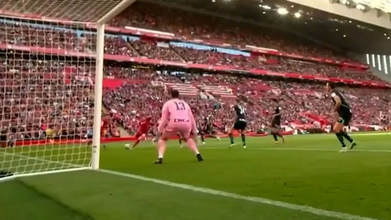 گل سوم لیورپول به اتلتیک بیلبائو (گل به خودی پادیلا)