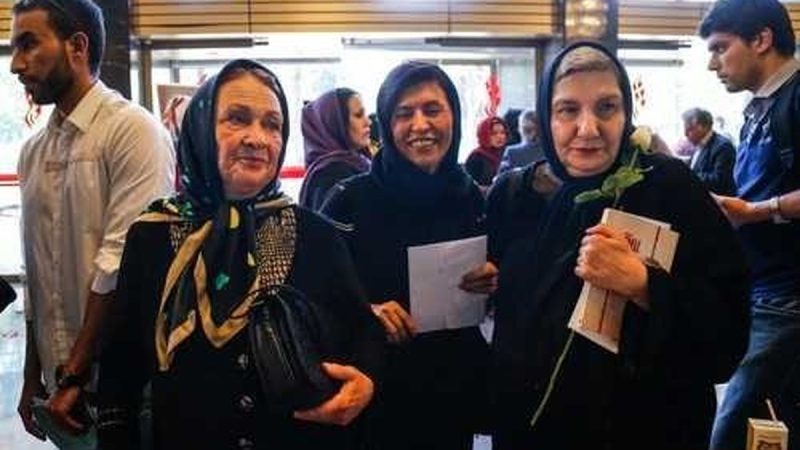 عکس/ سیر تا پیاز زندگی پری امیرحمزه ؛ دامادهای معروفش را می شناسید؟ 