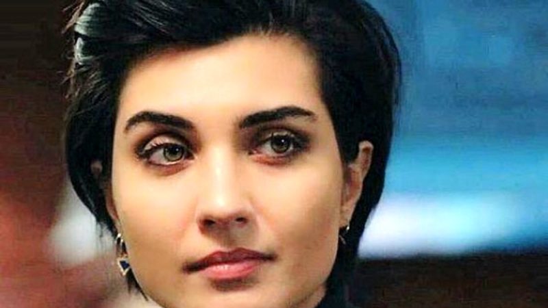 تصاویر | دکوراسیون لوکس و با کلاس خانه طوبا بیوک استون را دیده اید؟