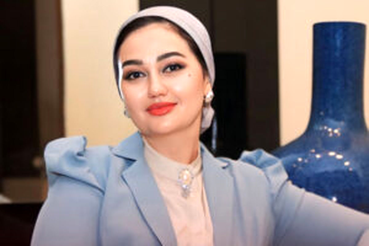 عکس/ تصویری از کودکی تهمینه رجبوا بازیگر نقش چمنِ پایتخت ۷ در ۵ سالگی