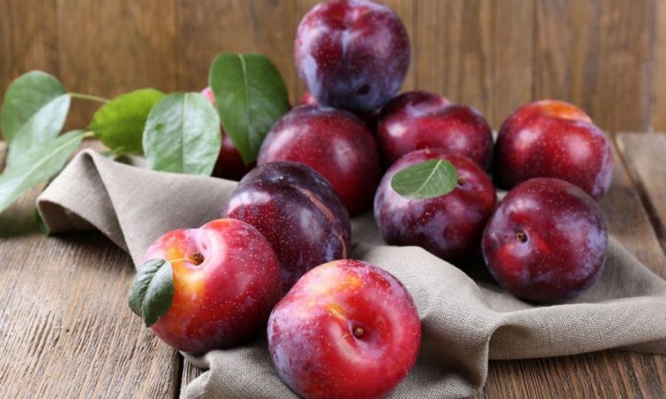 این میوه تابستانی خون شما را تمیز می‌کند