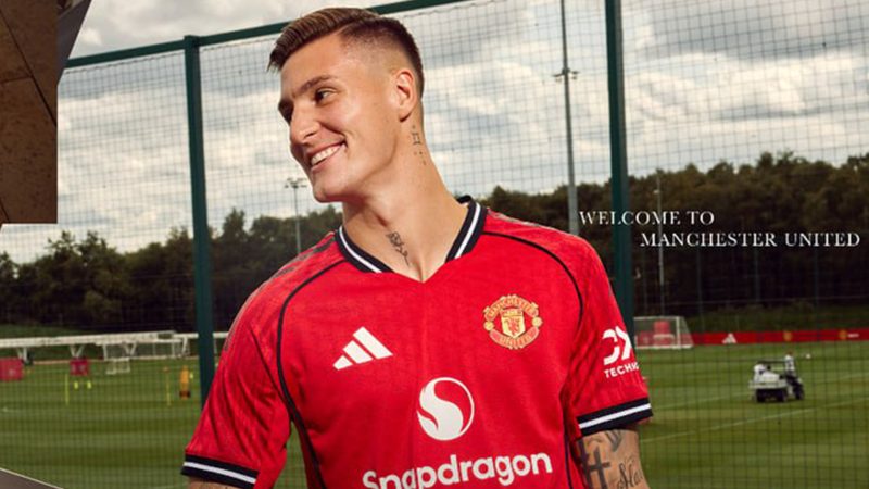 بنجامین ششکو به منچستریونایتد پیوست