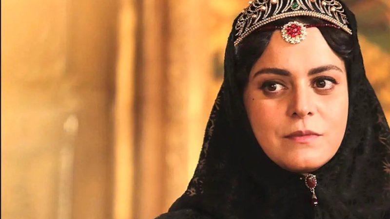 عکس/ تصویری باورنکردنی از شباهت غزل شاکری با خواهر دو قلواش