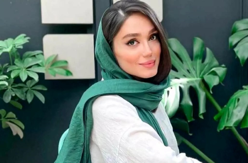 عکس/ چهره جذاب فرزانه قاسم زاده بازیگر فیلم هتل و دایناسور