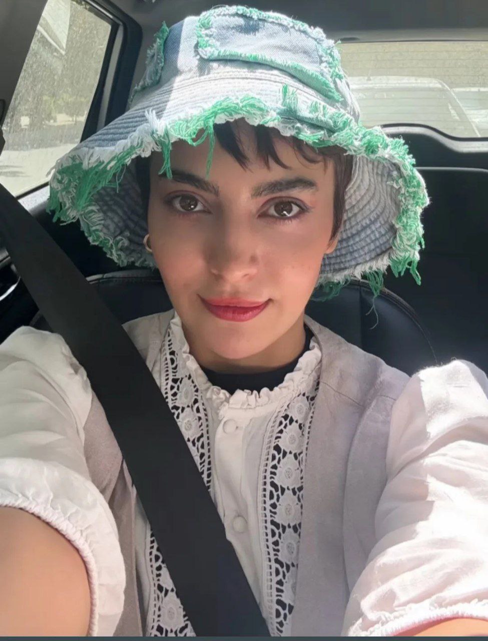 مهشید جوادی
