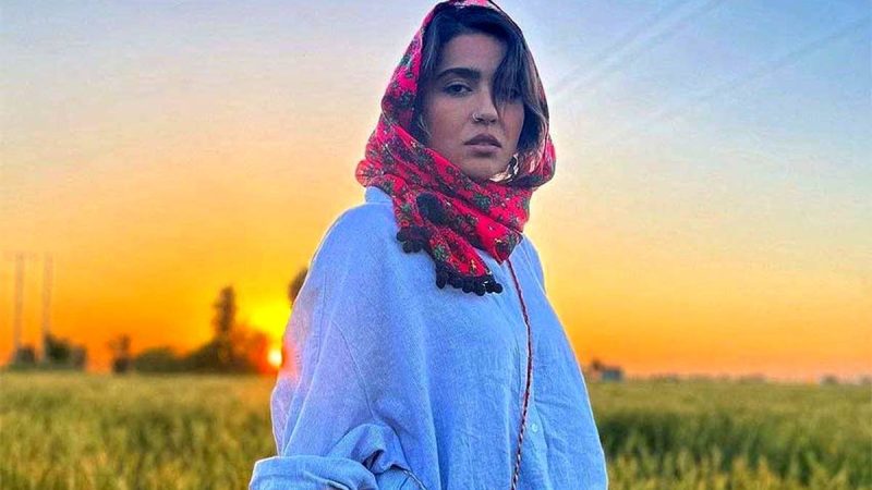 عکس/ شباهت باورنکردنی مونا کرمی به مادر جوانش؛ فتوکپی برابر اصل