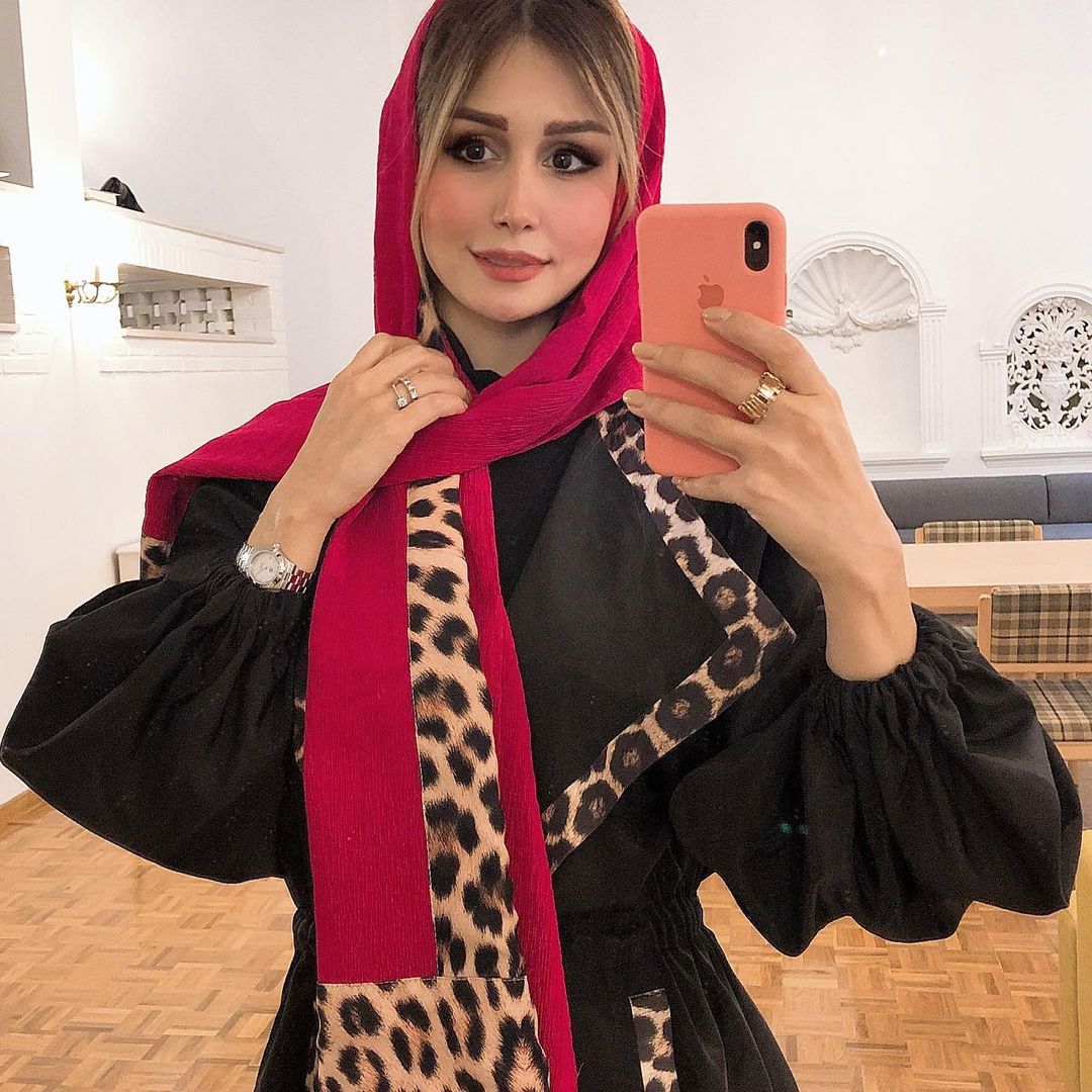 سلفی سپیده بزمی پور