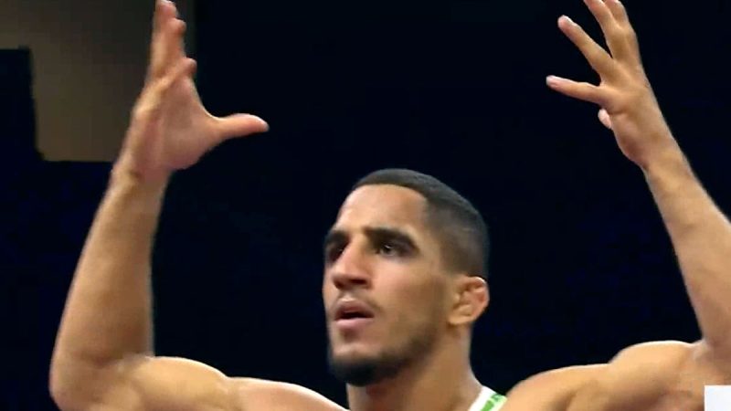 رحمان عموزاد با انتقام از قهرمان المپیک به مدال طلا رسید 