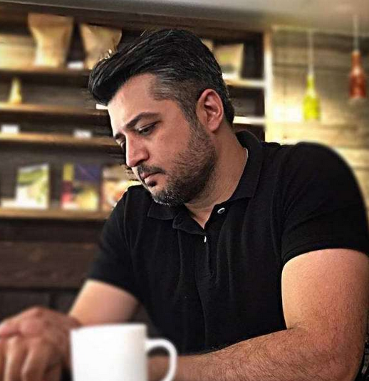 پندار اکبری