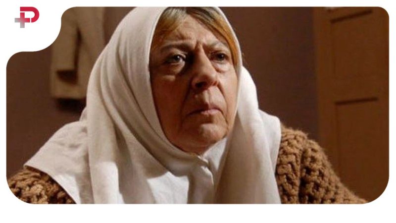سفر در زمان| تیپ پلنگی ثریا قاسمی در ۸۲ سالگی در کنار پسرش 