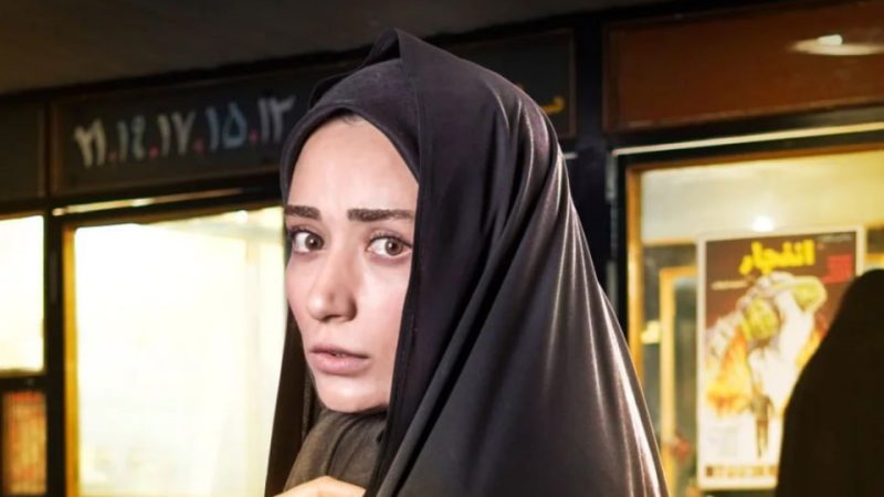 عکس/ ناهید استواری با سیگاری به لب ؛ خانم بازیگر کاملا متفاوت از شمایل تلویزیون