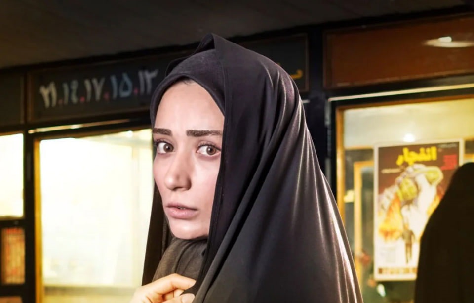 ناهید استواری
