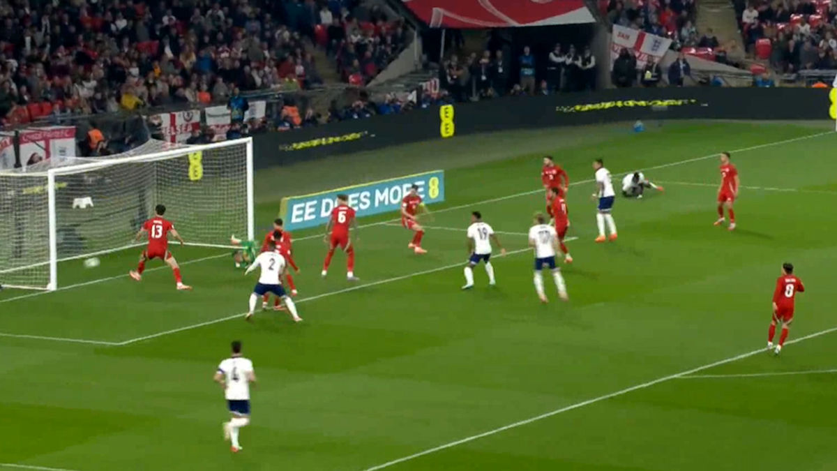 گل اول انگلیس به ولز  توسط مورگان راجرز - تصویر شاخص