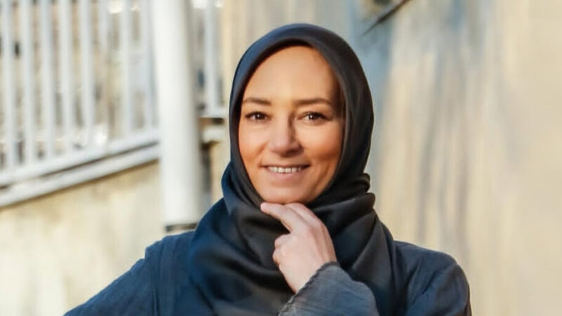 عکس| انژی زنانه یعنی سحر ولدبیگی؛ چند استایل خاص از بانوی خوش‌ پوش و رنگارنگ سینمای ایران