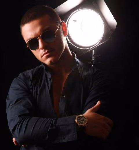 دلیل لقب 2AFM