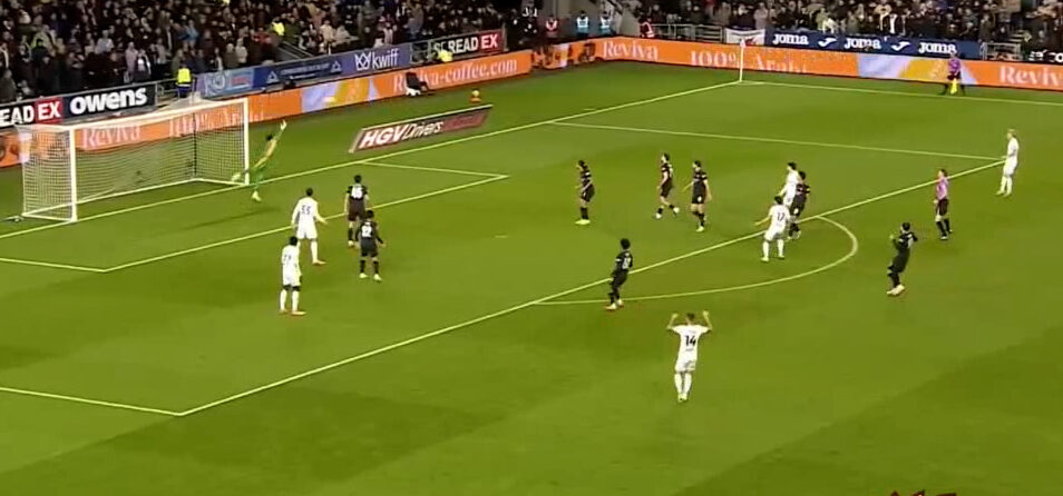 گل اول سوانسی به منچسترسیتی توسط گونچالو فرانکو