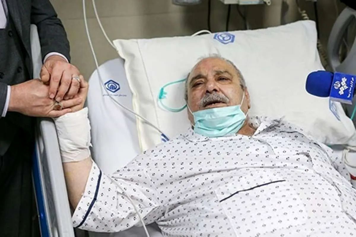این بازیگر سینما با وضعیت بد در بیمارستان بستری شد